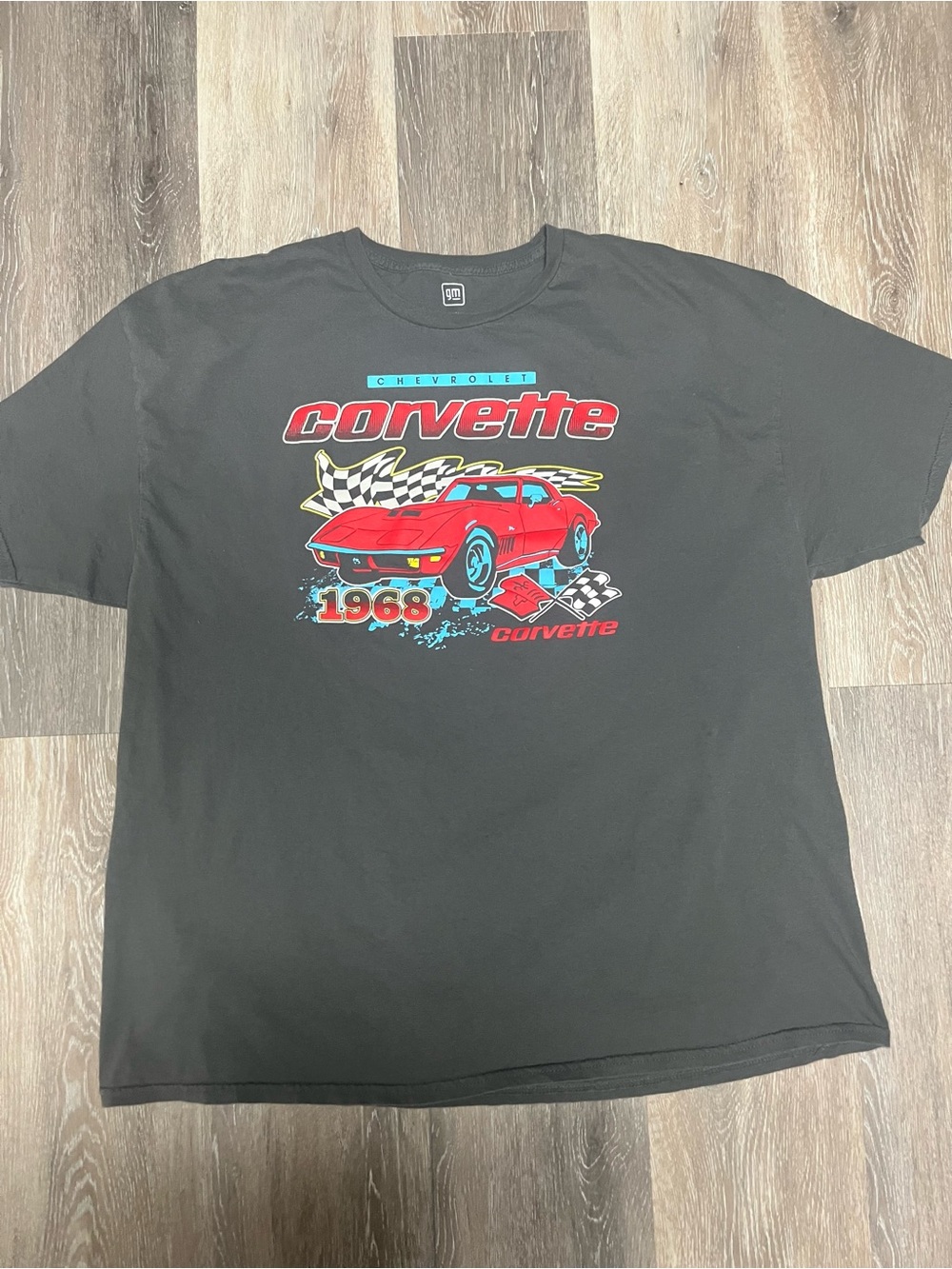Chevrolet Corvette Short-Sleeve Tee - Black with Red Car Graphic